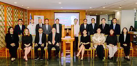 Management committee members and executives of ALI, Securities and Exchange Commission, Philippine Dealing and Exchange Corp., Philippine Depository and Trust Corp. and joint lead underwriters and bookrunners (BDO Capital, BPI Capital, China Bank Capital, LandBank, SB Capital and RCBC Capital) at the listing of the P6-billion Sustainability-Linked Bonds last 18 July.
