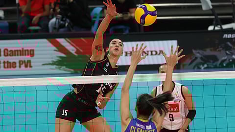 VENEZUELAN MJ Perez smashes 20 of her points off kills as Cignal keeps its unbeaten record intact with a four-set win over Capital1 in the PVL Reinforced Conference on Saturday.