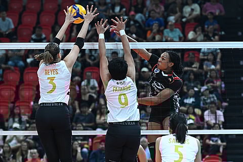 American Khat Bell pounds 39 points in Chery Tiggo's five-set win over PLDT in the PVL Reinforced Conference.