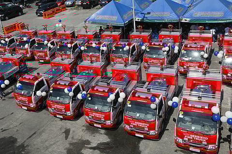 Valenzuela unveils 33 new firetrucks