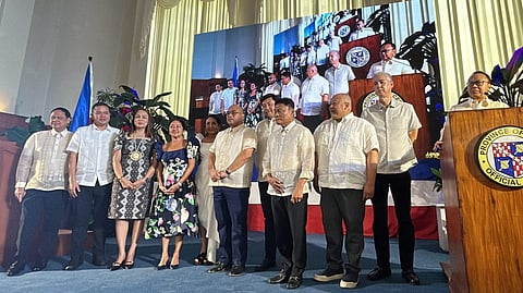 9 Visayas governors back Marcos; Liza moved