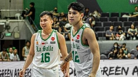 Hot Green Archers reach WUBS finals