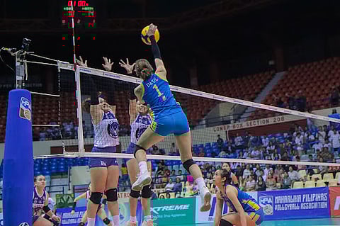 Lady Strikers strike early