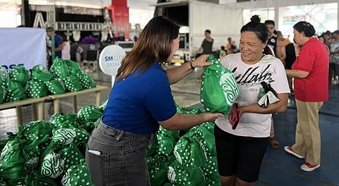 SM Foundation extends help to oil spill victims