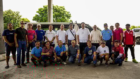Munti LGU turns over transport facility management