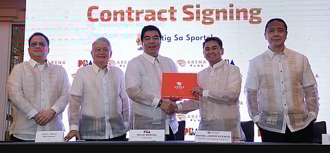 Philippine Basketball Association (PBA) commissioner Willie Marcial (center) and Total Gamezone Xtreme Incorporated president Rafael Jasper Vicencio (second from right) renew their partnership as PBA chairman Ricky Vargas, league treasurer Raymond Zorilla and league vice chairman Alfrancis Chua witness the signing held at EDSA Shangri-La.
