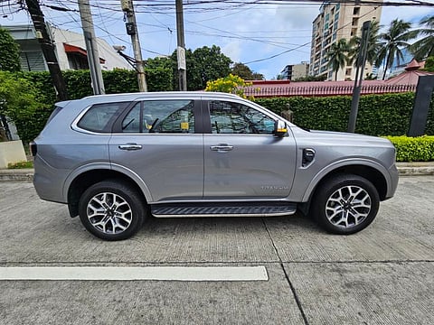 SIDES exude combined elegance and ruggedness.