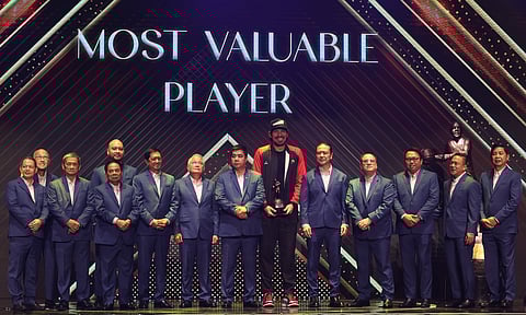 June Mar Fajardo stands tall after being awarded the MVP trophy for an unprecedented eighth time before the opening of the PBA Governors’ Cup on Sunday at the Smart Araneta Coliseum.