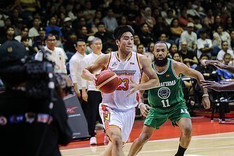 William Navarro drives his way to a 31-point performance as NorthPort whips Terrafirma, 112-93, Friday in the PBA Governors’ Cup at the Smart Araneta Coliseum.