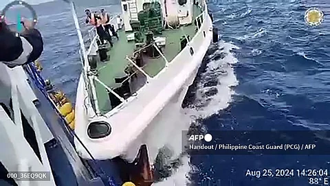 Chinese Coast Guard ship (R) in a collision with the Philippine Bureau of Fisheries and Aquatic Resources (BFAR) vessel