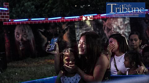 TRIBUNE-familybonding