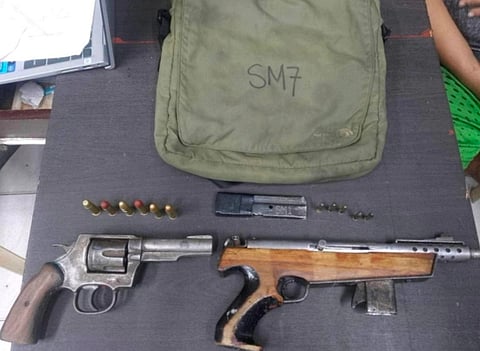 Cops nab two 'akyat bahay' gang members