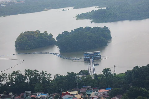 AMID the swirling remnants of typhoon ‘Enteng,’ President Ferdinand Romualdez Marcos Jr. soars above Marikina, Rizal and Metro Manila, surveying the storm’s devastating impact on Wednesday.
