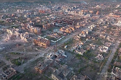The ruins of the Ukrainian town of Vovchansk, in the Kharkiv region, are located approximately five kilometres from the state border with Russia.