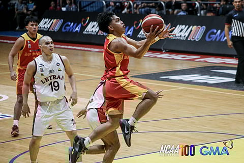 Michael Are takes it strong to the basket to lead San Sebastian to a 91-84 win over Letran College on Sunday in Season 100 NCAA basketball tournament at the Filoil EcoOil Centre in San Juan.