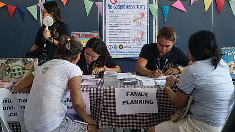 Dabawenyos receive proper family planning