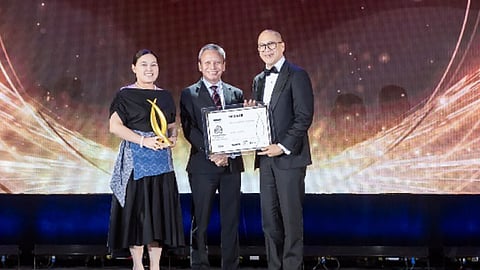In the awarding ceremony are (from left) Mabel Reyes, Corporate Sustainability manager, Ayala Land Inc.; PropertyGuru judge Luis Enrique Mangosing; and Hans Lopez-Vito, head of brand experience and brand strategy, Ayala Land Inc.