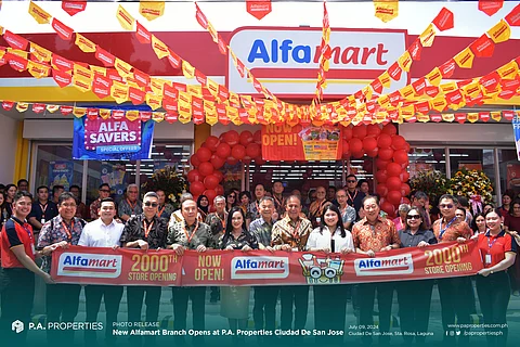 Alfamart opens milestone store