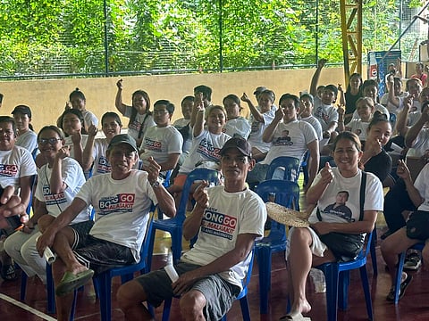 Senator Christopher ‘Bong’ Go brings hope and support to hundreds of displaced workers in Paete, Laguna.