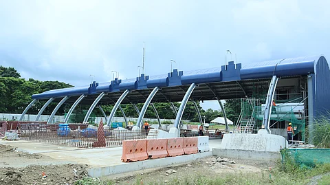 Ongoing development at the CALAX Governor’s Drive Interchange.