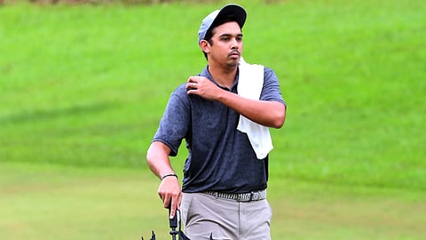 THE rain doesn’t bother opening-day leader Keanu Jahns.