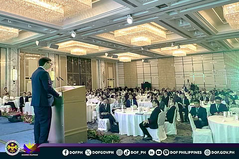 Finance chief courts Singaporean firms