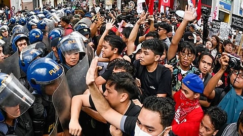 Militants hold anti-Martial Law protest