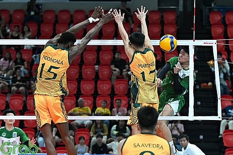 Tamaraws near 1st V-League crown