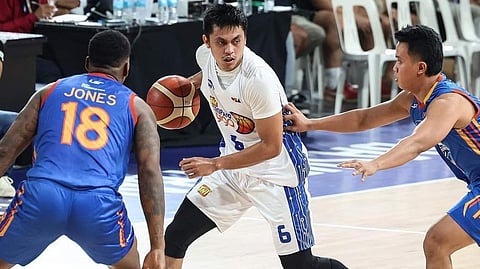 Tropang Giga enter semis