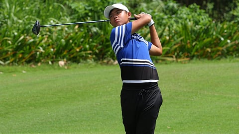 Inno Flores displays spectacular form to shock top seed AJ Wacan in the boys’ 13-15 division of the ICTSI Junior PGT National Match Play Finals at The Country Club in Laguna on Thursday.