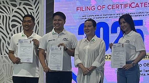 Brian Llamanzares with her mom, Senator Grace Poe, and two other FPJ Party-list nominees