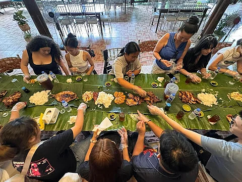 The university hosted 15 students and two faculty members from the US college to experience life in the Philippines through guided cultural tours, diverse lectures and community engagement activities.