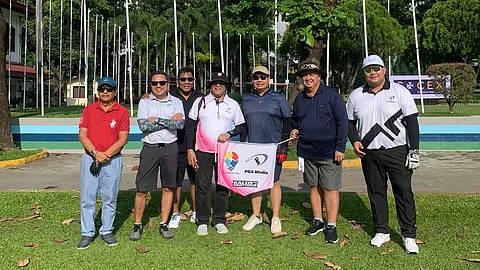 Jetour Auto Philippines managing director (third from right) takes time from his busy schedule to play a round of golf with some of the best motoring journalists in the country including Daily Tribune Golf and Blast editor Marc Anthony Reyes, Ron delos Reyes, Ira Panganiban, Monch Henares, Andy Sevilla and James Tagle.