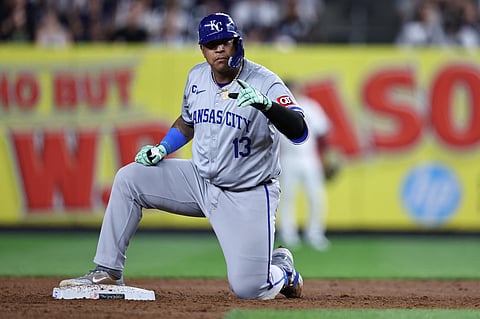 Salvador Perez delivers the decisive blows to lead the Kansas City Royals to a 4-2 win over the New York Yankees to tie their playoff series in Major League Baseball.