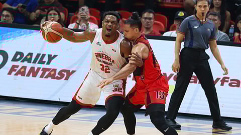 Justin Brownlee displays his deadly form, dropping 33 points and eight rebounds to lead Ginebra to a 122-105 win over San Miguel in Game 1 of their PBA Governors’ Cup best-of-seven semifinal series last night at the Philsports Arena.