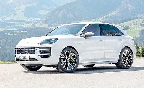 Porsche Cayenne E-Hybrid exemplifies the ultimate blend of performance and customer satisfaction.