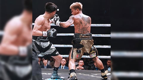 Johnriel Casimero (right) lands a left hook that sent Saul Sanchez crashing to the floor last Sunday in Yokohama.