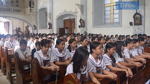 One Million Children Praying the Rosary