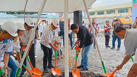 Castillejos Municipal Hall breaks ground