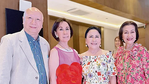 Discovery Samal general manager Stanley Lao, Mary Ann Montemayor, Doris Tagle-Villareal and Lilian Robillo.