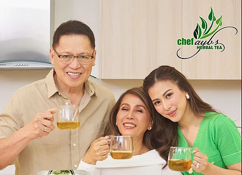 ALEX Gonzaga and her parents, Bonoy and Pinty.