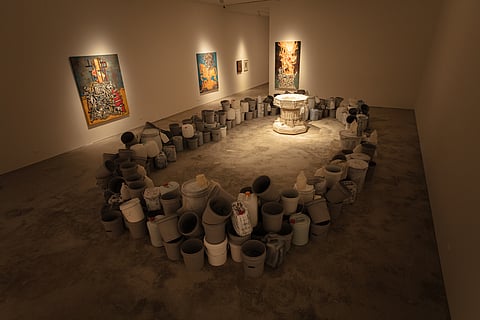 ‘Ang Pila Balde ni Ning, Charie, Rochit, Rose, Sari, Rosie, Saring, Chayong atbp.’