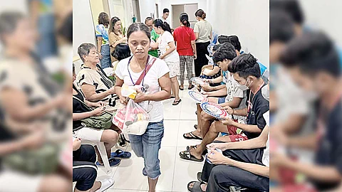 Senator Christopher ‘Bong’ Go’s Malasakit Team led the delivery of relief aid to victims of typhoon ‘Kristine’ in Camarines Sur last All Saints’ Day, 1 November.