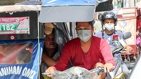 FILE: Some people have begun wearing face masks again amid the rise in Covid cases. | Photo by Dianne Bacelonia.