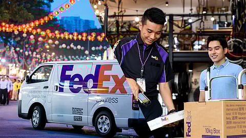 Yule shopping seen boosting SME sales