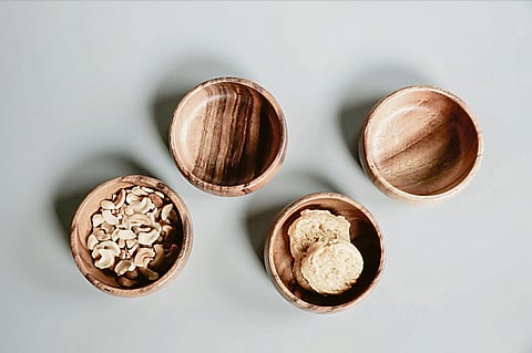 Acacia round server set of 4.