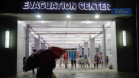 184 families were evacuated to Bagong Silangan Evacuation Center in Quezon City on Sunday to prevent casualties caused by the overflowing Marikina River after Typhoon "Pepito" hit Metro Manila.