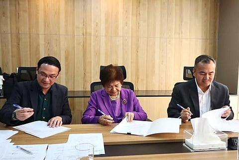 Signing from left: Dr. Kenji M. Asano Jr., MOHS senior vice president and group chief financial officer; Remedios A. Rivera, Remed chairman and president; and Michael B. Hortaleza, MOHS chairman and chief executive officer.