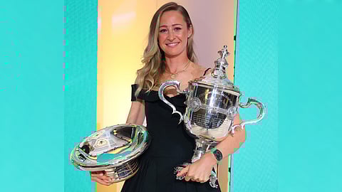 Nelly Korda smiles after being awarded the Rolex Player of the Year and Rolex Annika Major Award during the 2024 LPGA Rolex Players Awards at Tiburon Golf Club.