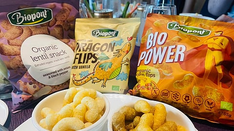 Seven leading Hungarian snack companies — Grapoila, Lolo Snack, Abonett, Hell Energy, Abo Holding and Felföldi — had come together to offer an array of over 30 products at the Hungarian Healthy Snack Tasting Event on Thursday.